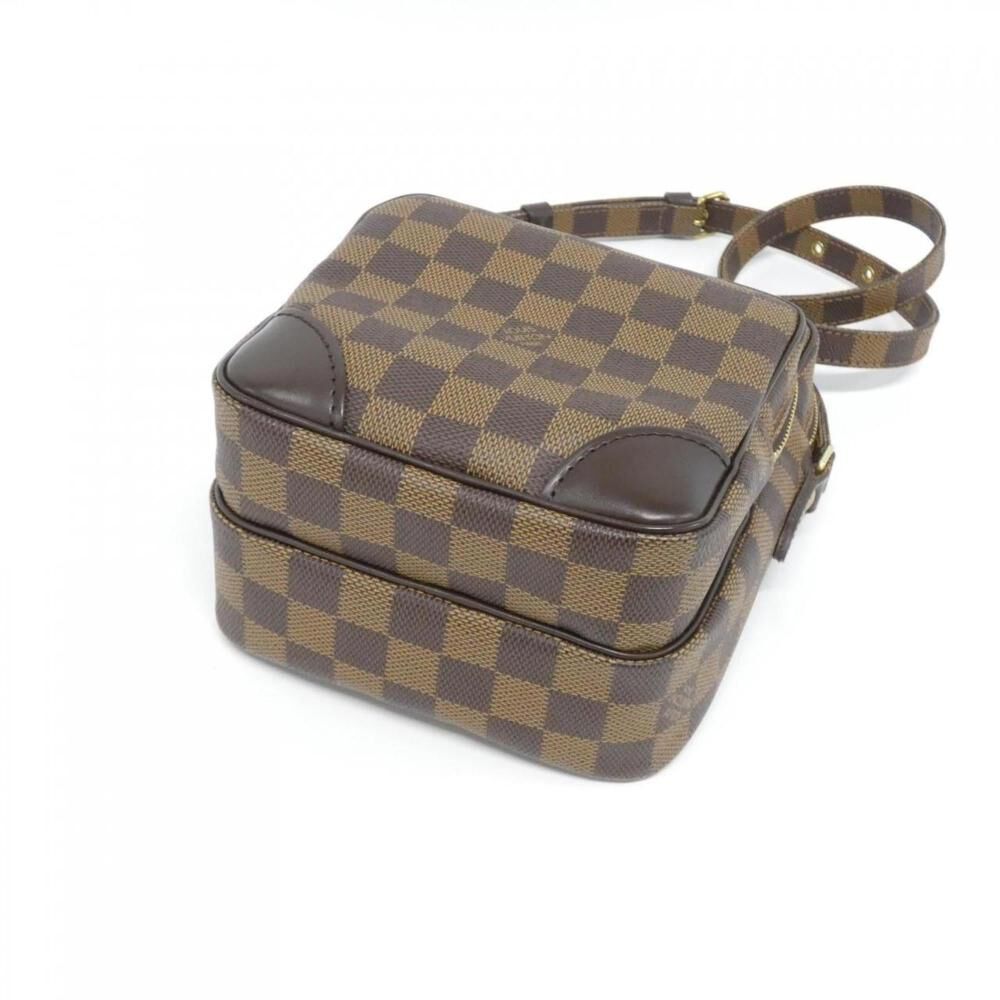 Louis Vuitton Shoulder Bags