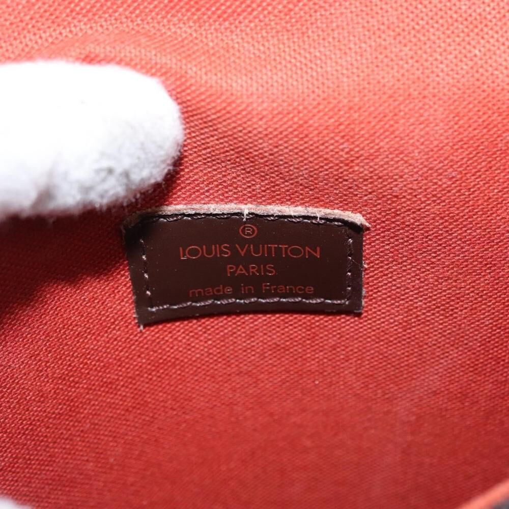 Louis Vuitton Messenger