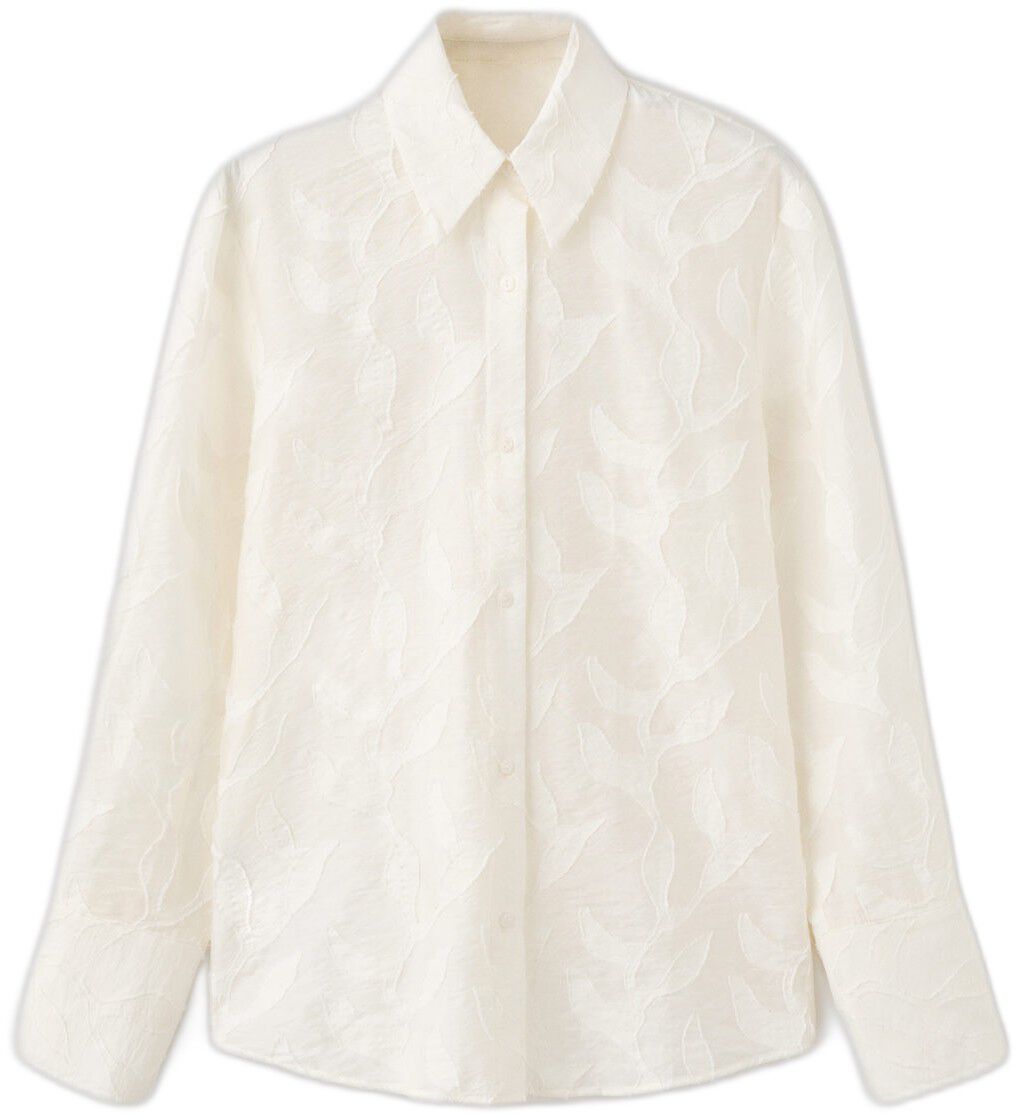Floral embroidery blouse