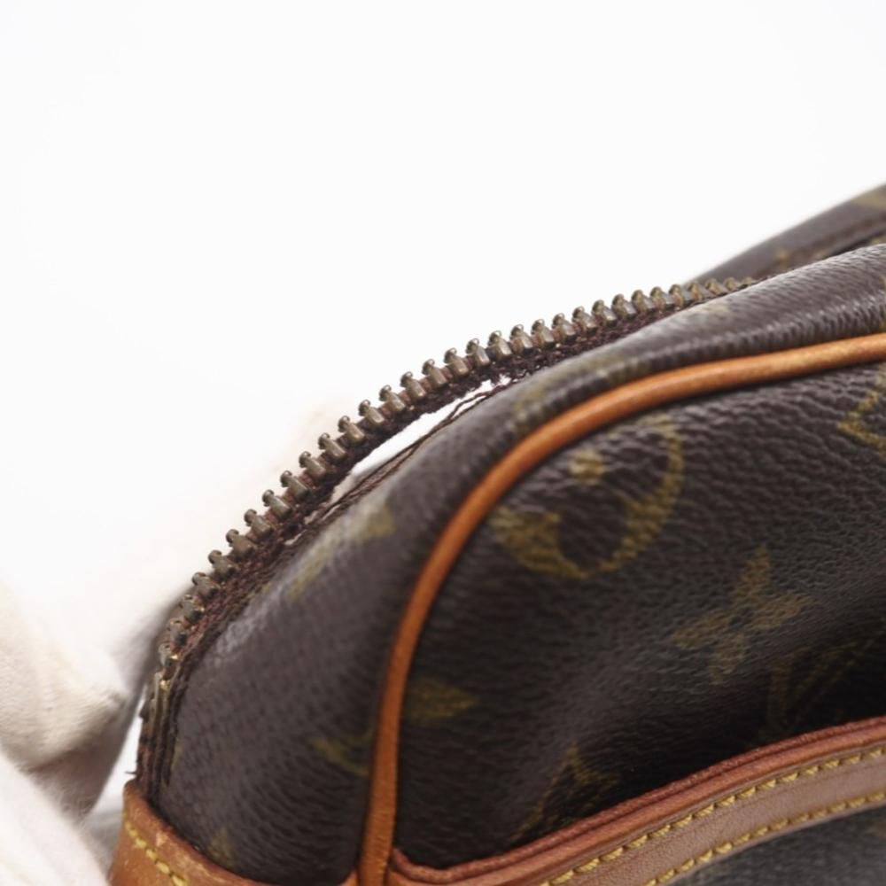 Louis Vuitton Clutch
