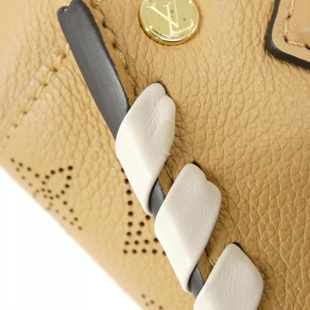 Louis Vuitton On My Side