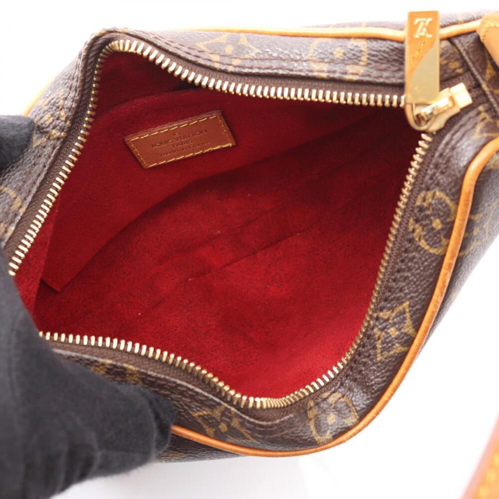 Louis Vuitton Croissant