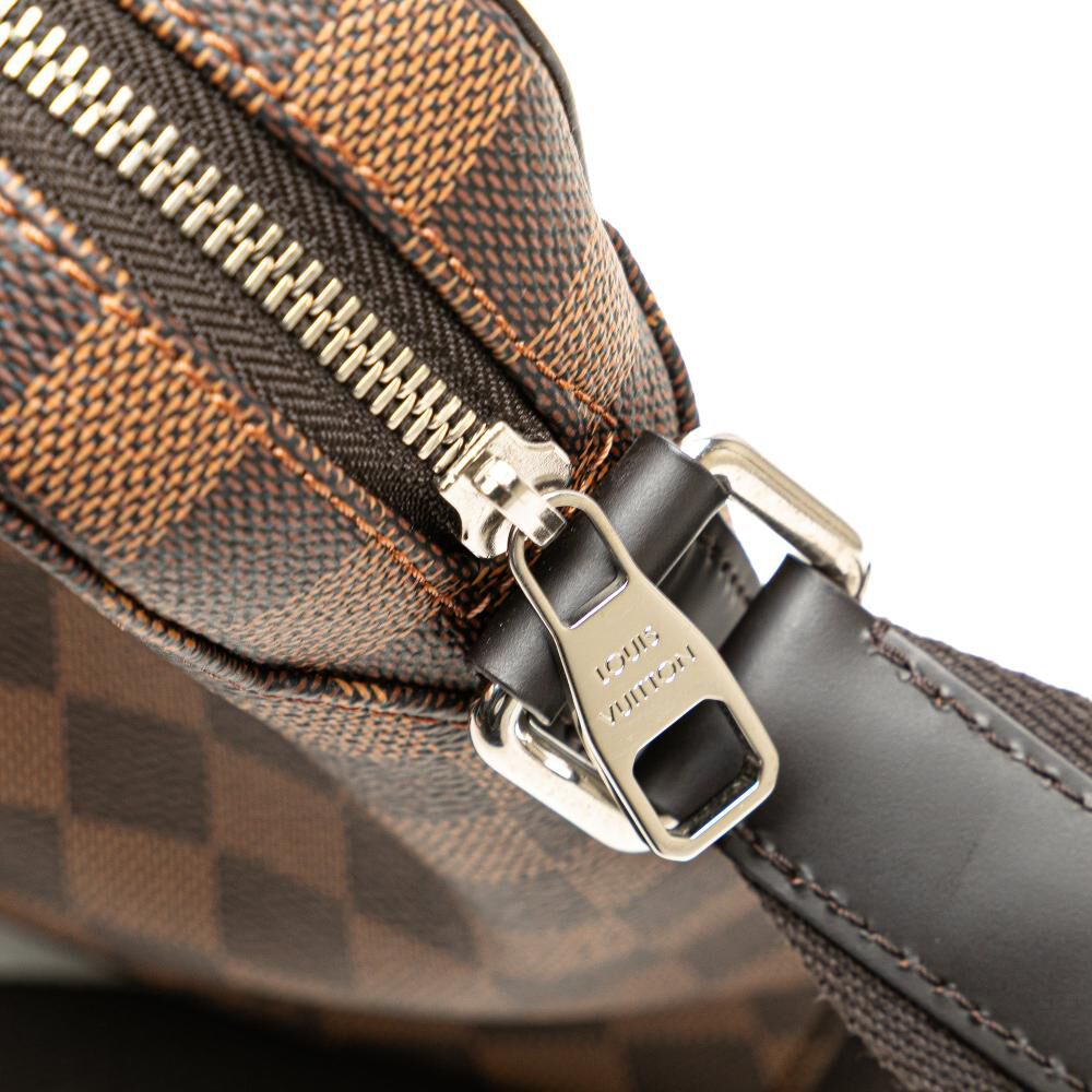 Louis Vuitton Shoulder Bags