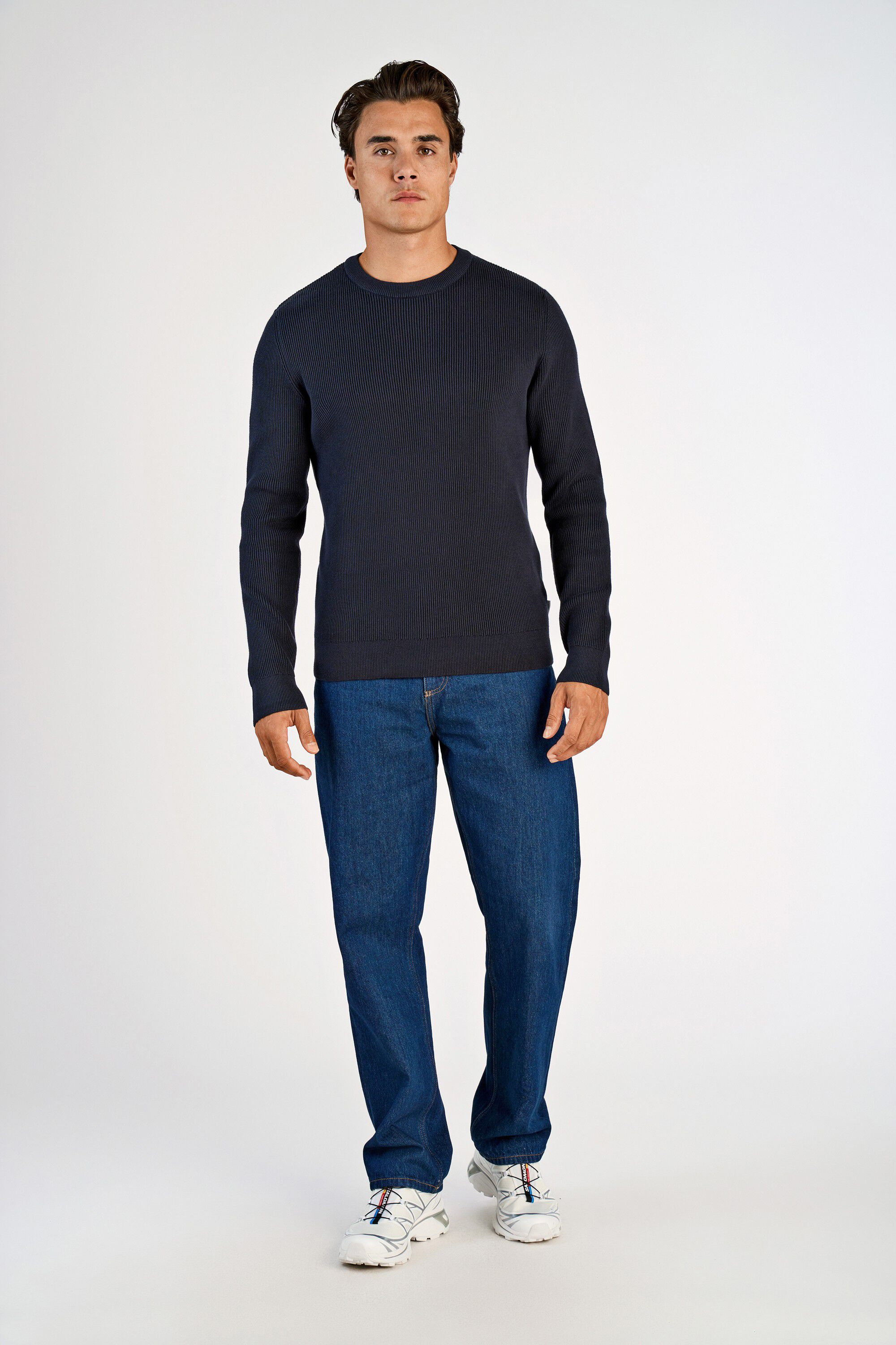 Rib knitted o-neck knit