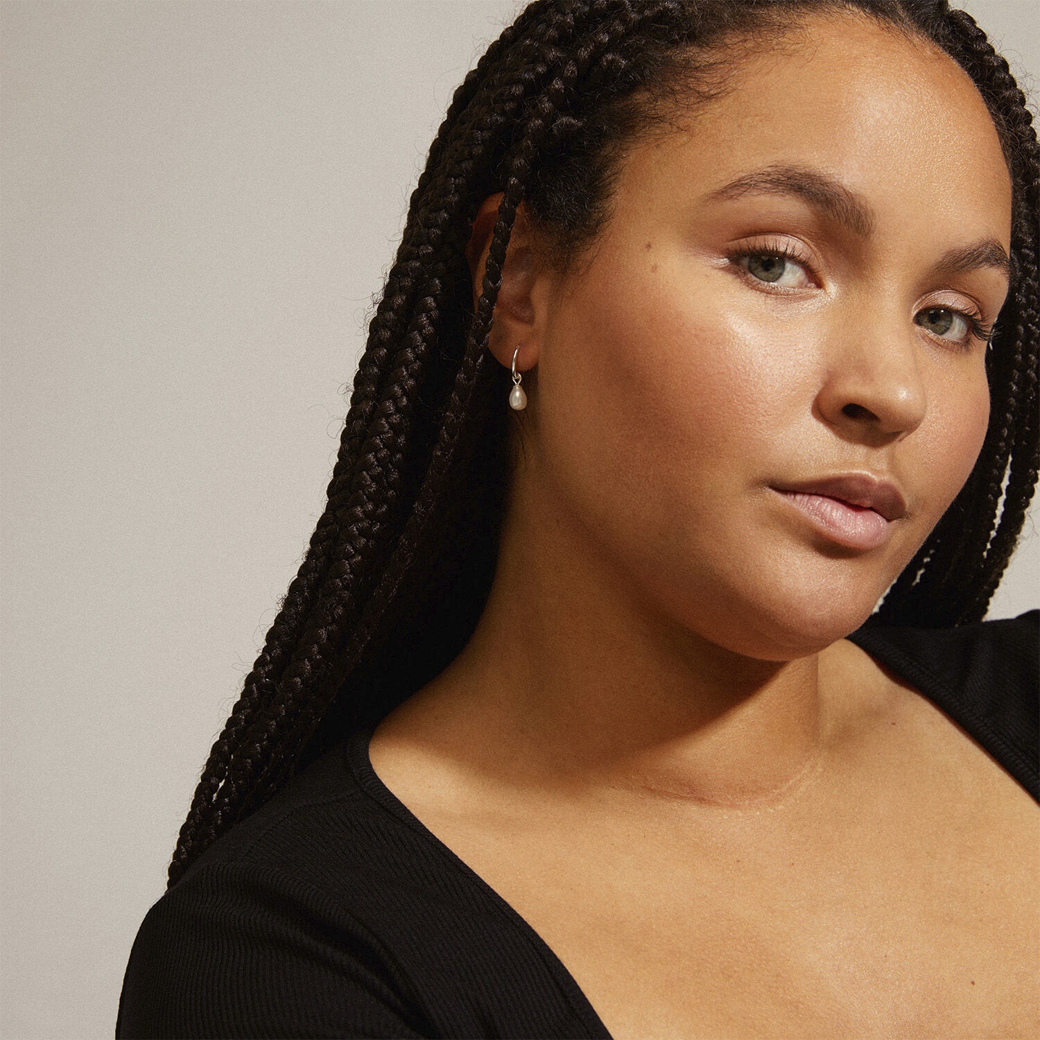 BERTHE recycled pearl hoop earrings silver-plated