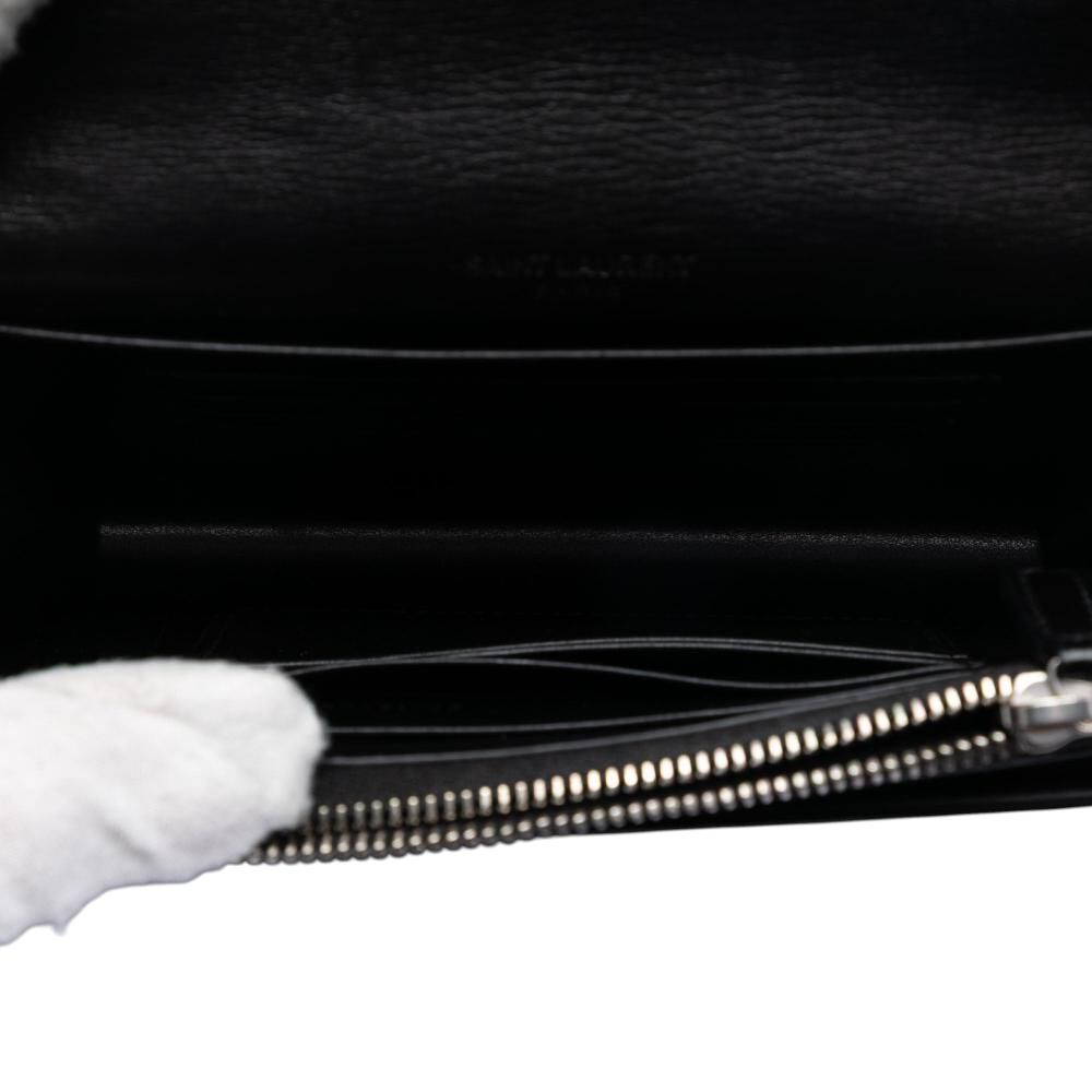 Yves Saint Laurent Shoulder Bag