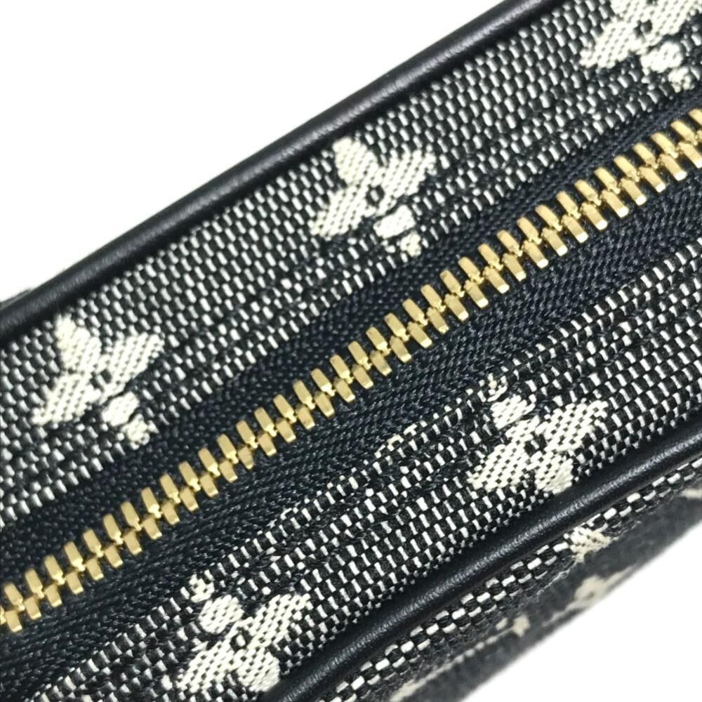 Louis Vuitton Pouch