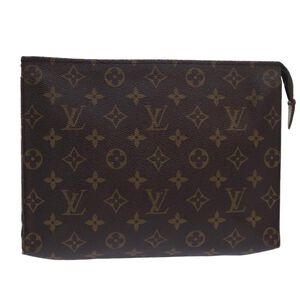Louis Vuitton Poche Toilette