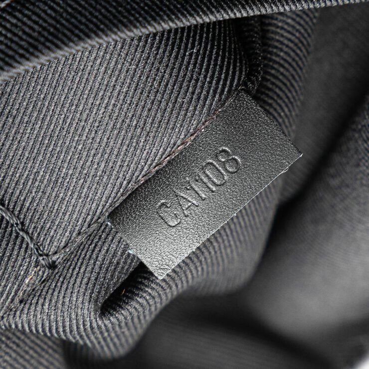 Louis Vuitton Messenger