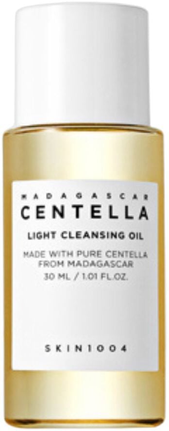Madagascar Centella Light Cleansing Oil