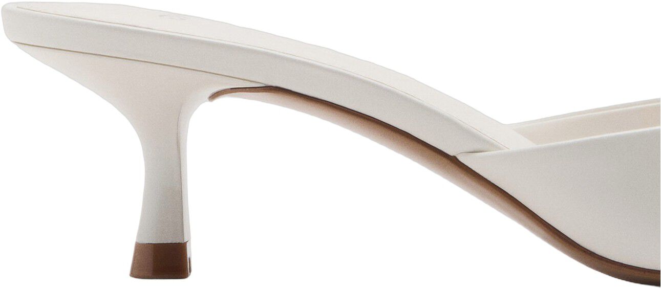 Kitten-heel sandals with strap