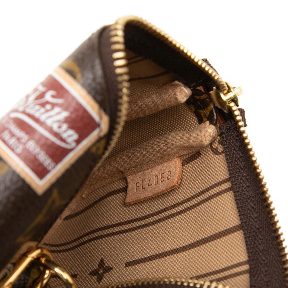 Louis Vuitton Pochette Accessoires