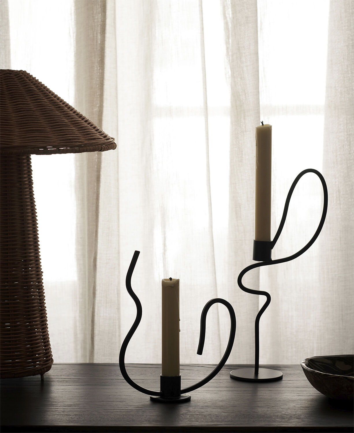 Valse Candle Holder - Low - Black
