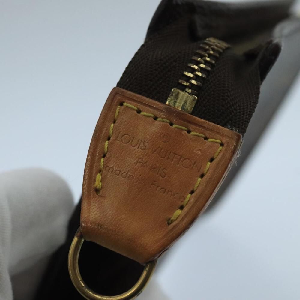 Louis Vuitton Pouch