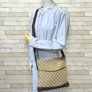 Gucci Shoulder Bag