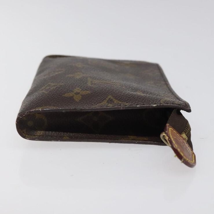 Louis Vuitton Pouch