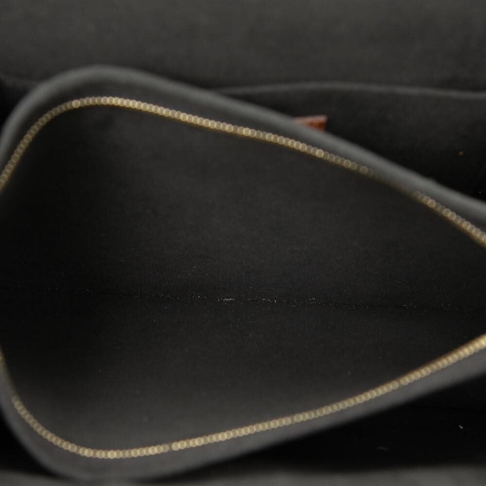 Louis Vuitton Dauphine