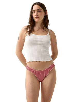 Thong with a low waist and wavy, el