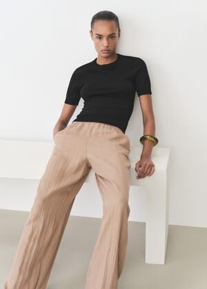 Short-sleeved fine-knit sweater