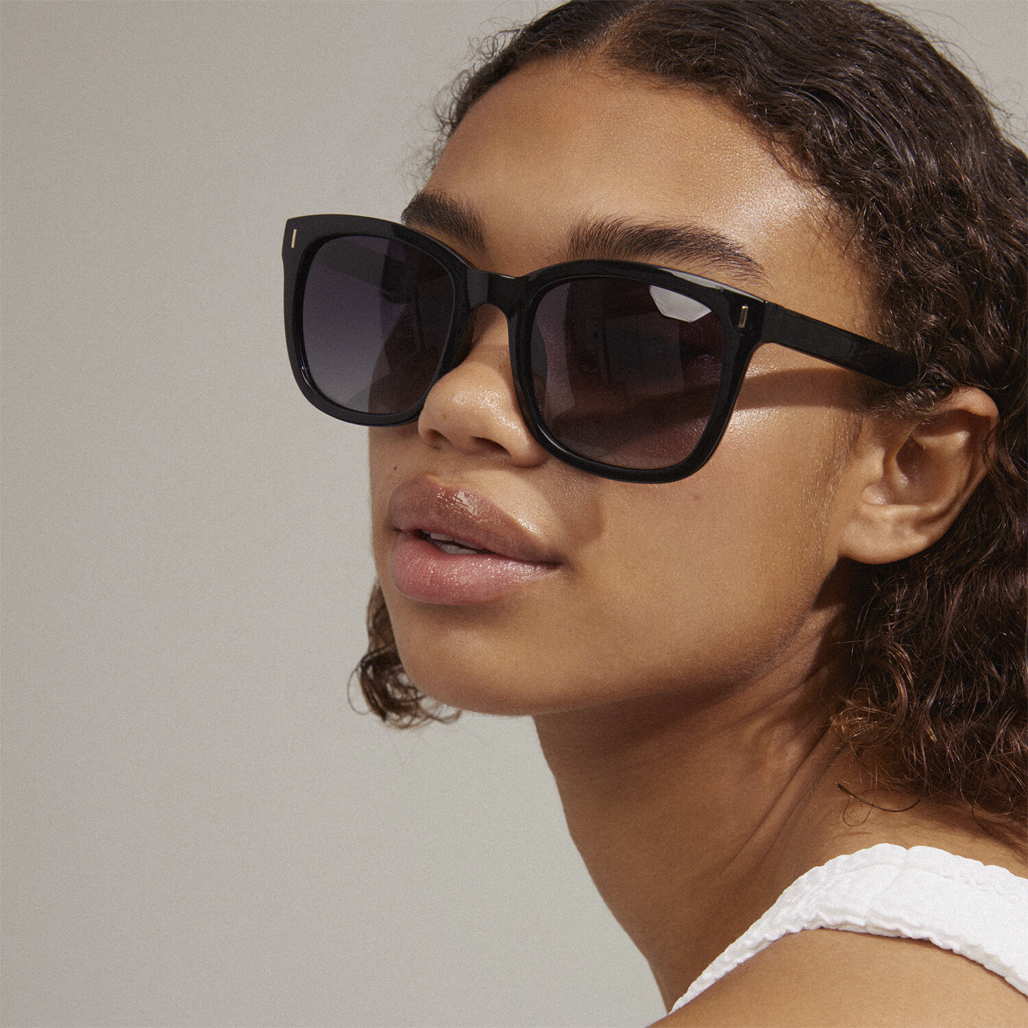 KATYA recycled iconic retro sunglasses black