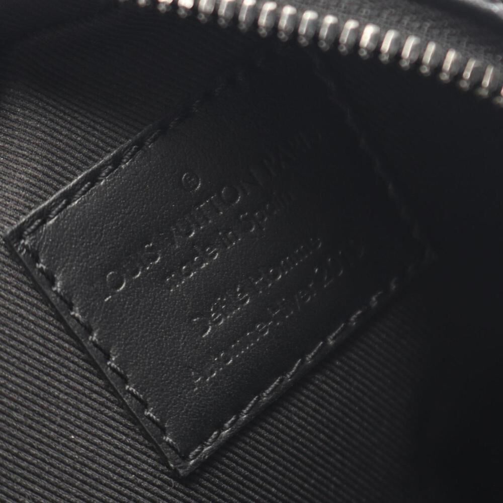 Louis Vuitton Messenger