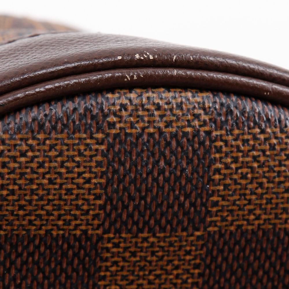 Louis Vuitton Marais