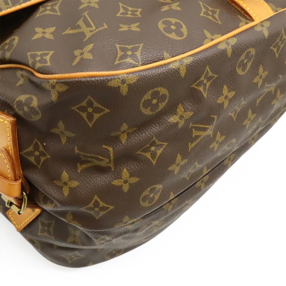 Louis Vuitton Trousse Toilette