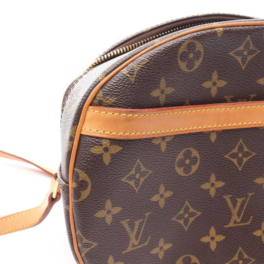 Louis Vuitton Shoulder Bags