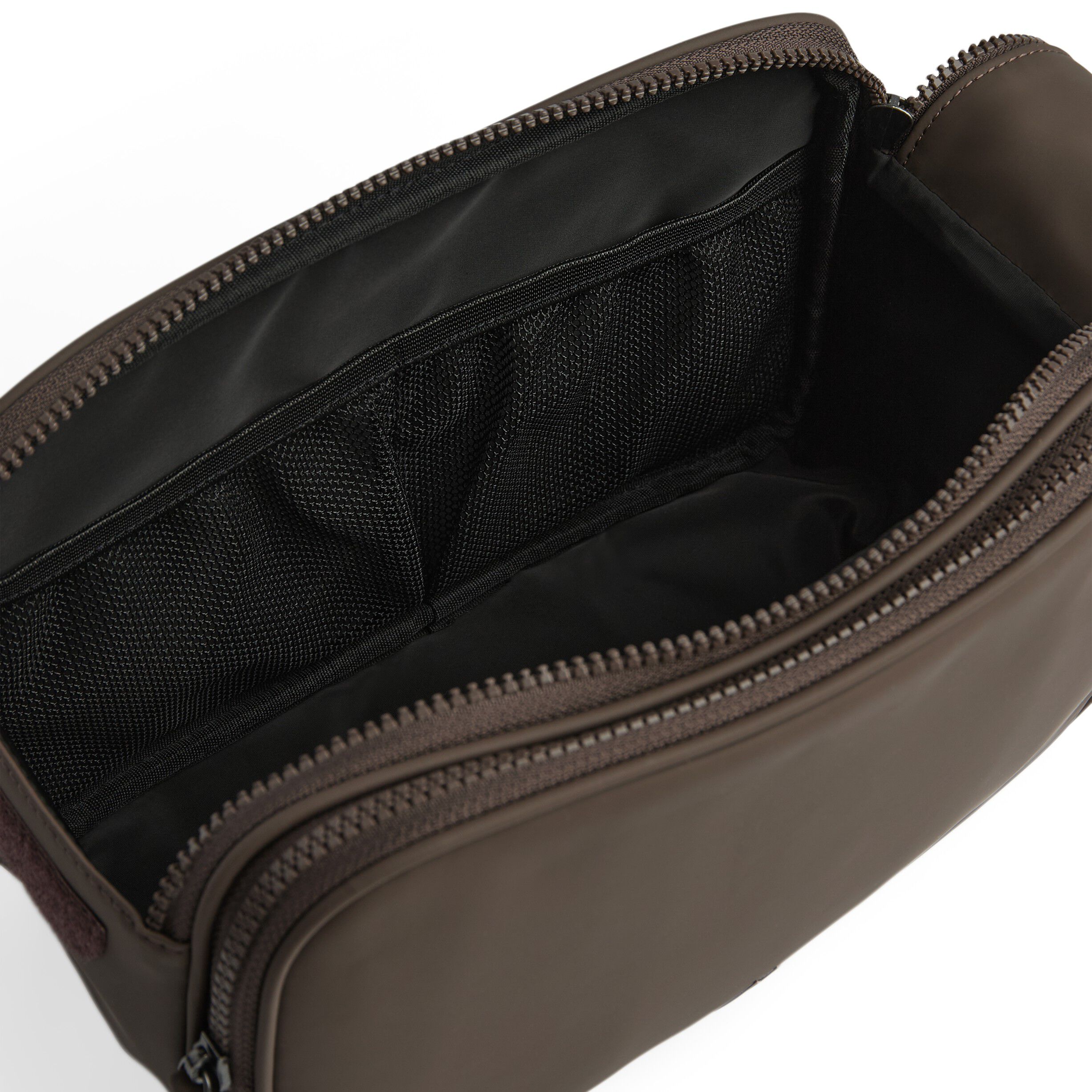 Journeymbg Toiletry Bag, Rub.
