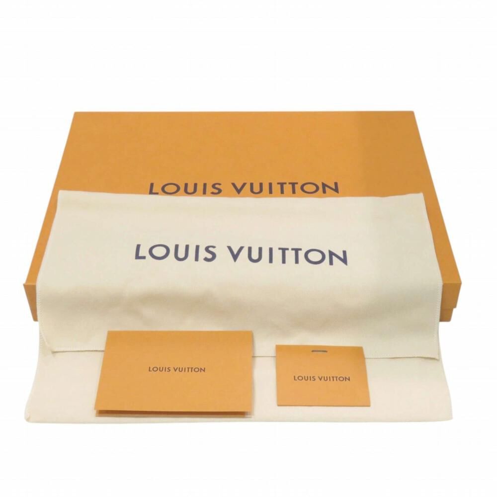 Louis Vuitton Clutch