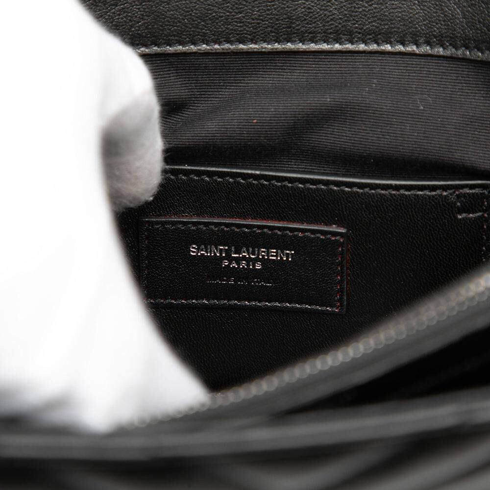 Yves Saint Laurent Handbag