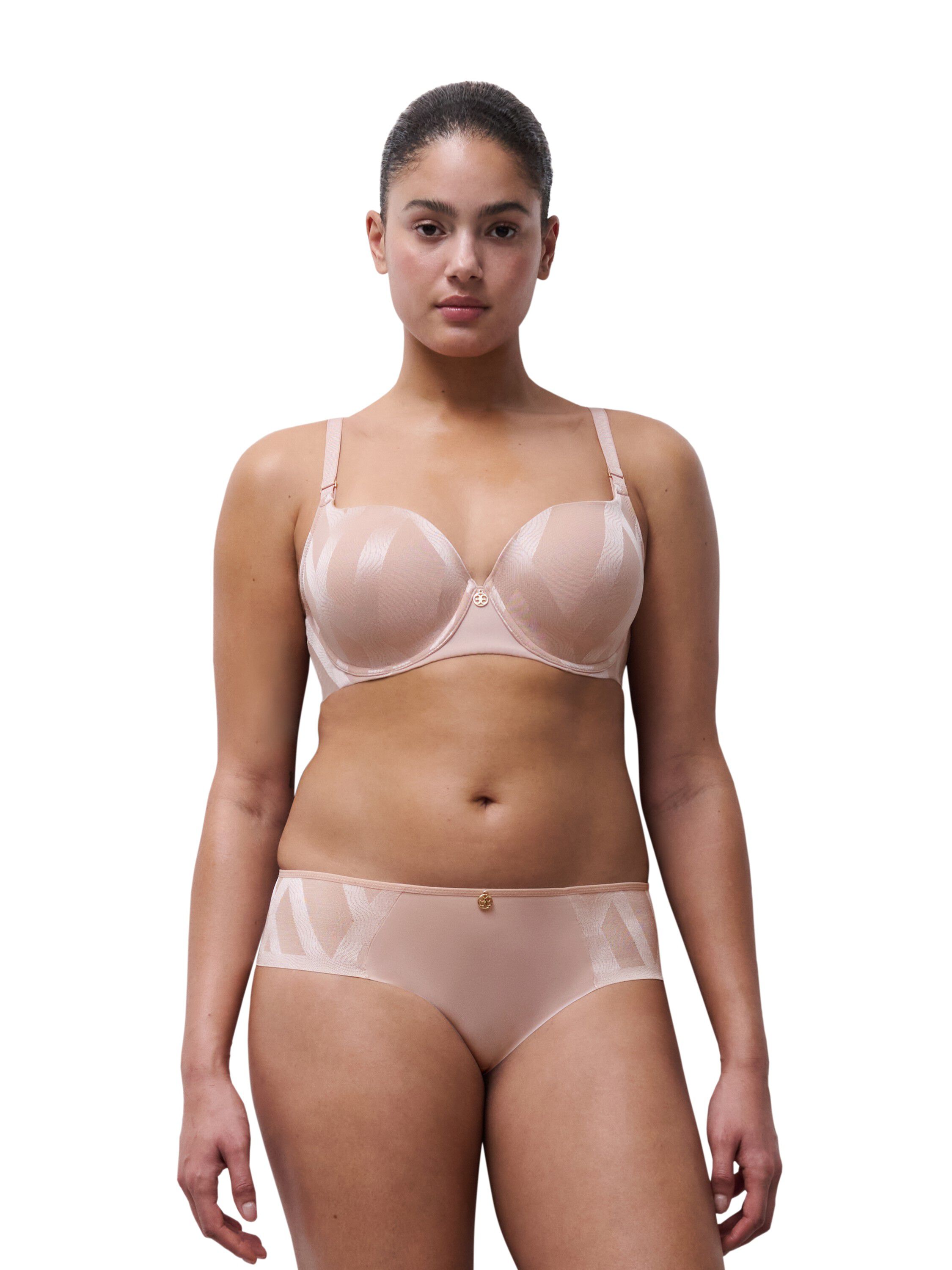 CO BRA TSHIRT COVERING