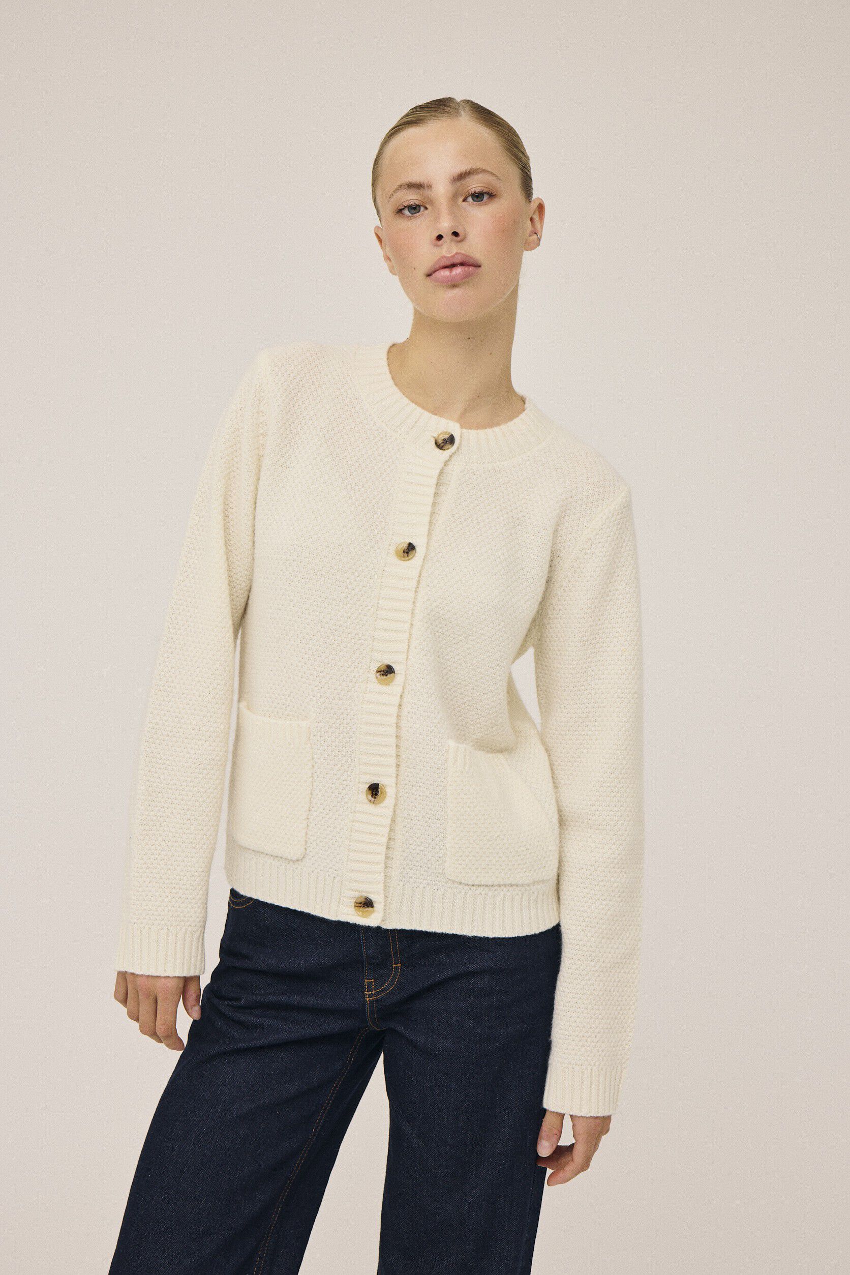 Myrna 4 Struktur strikket cardigan - 100% Uld RWS