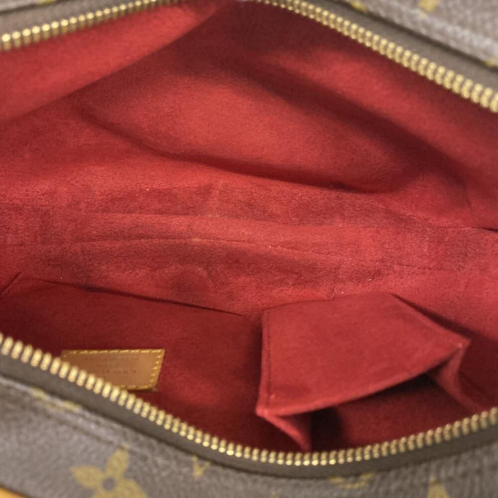 Louis Vuitton Croissant