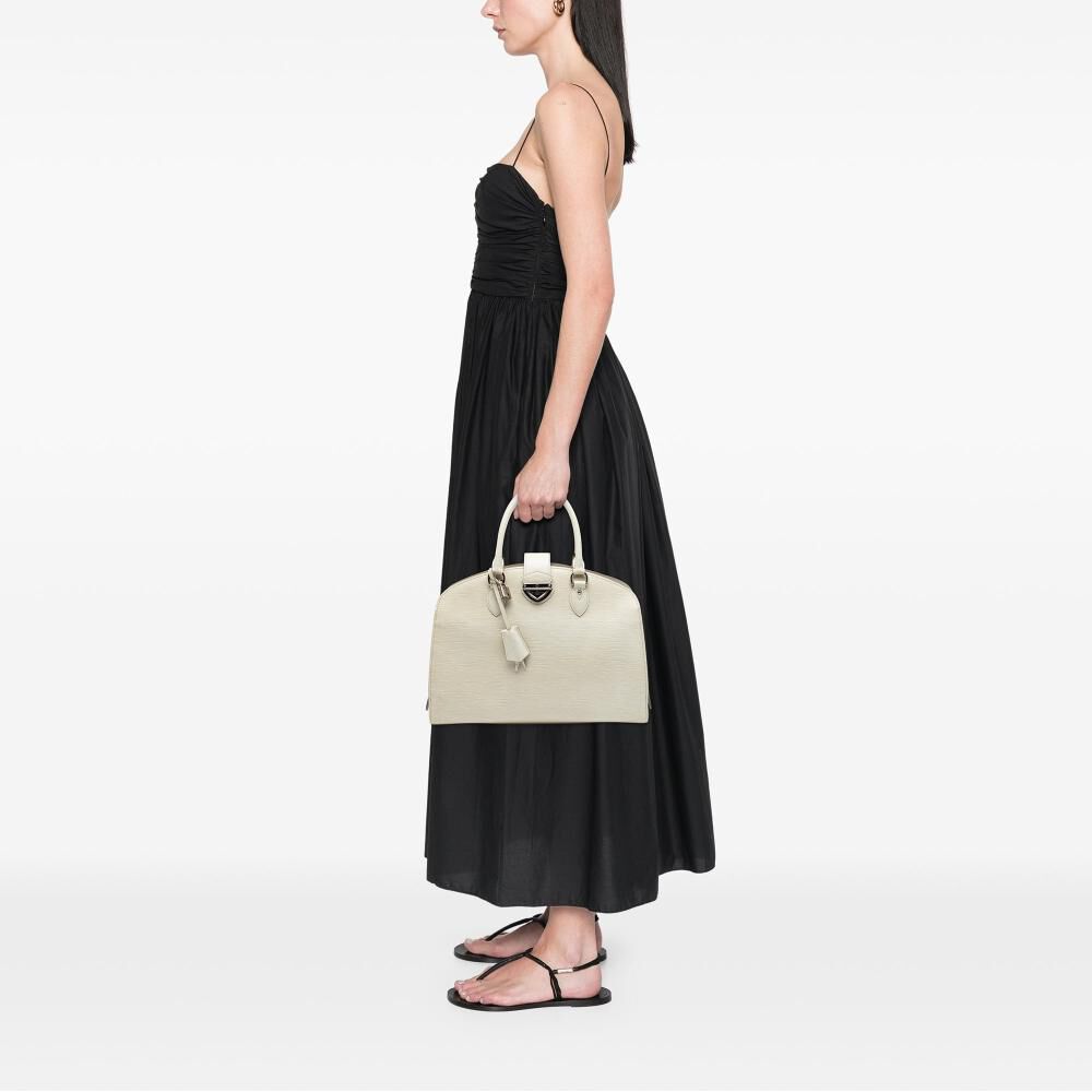 Louis Vuitton Pont Neuf