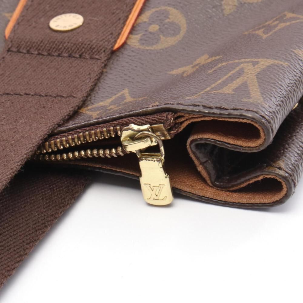 Louis Vuitton Bucket Bag