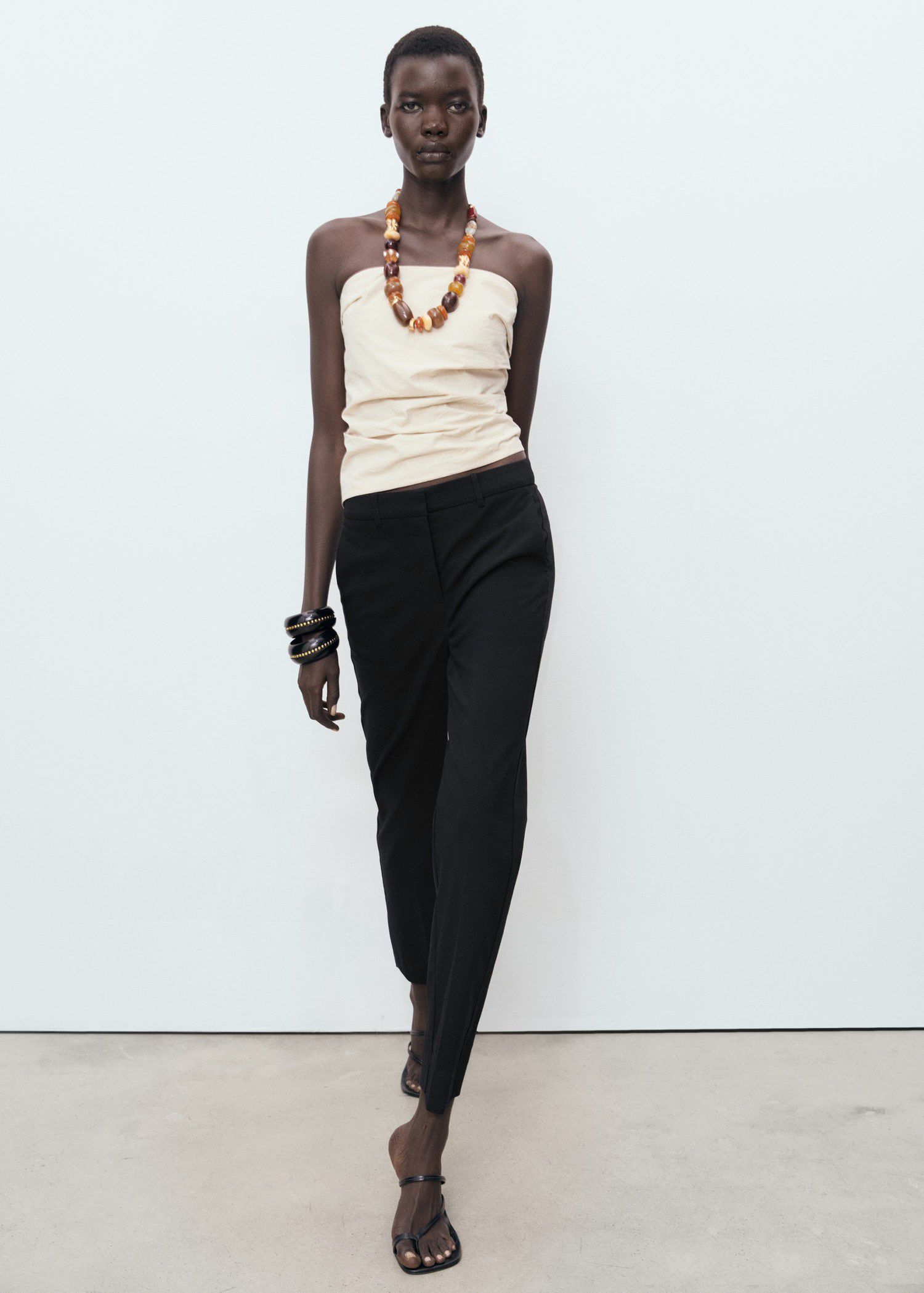 Straight-cut crop trousers