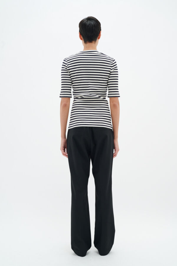 DagnaIW Striped V T-Shirt