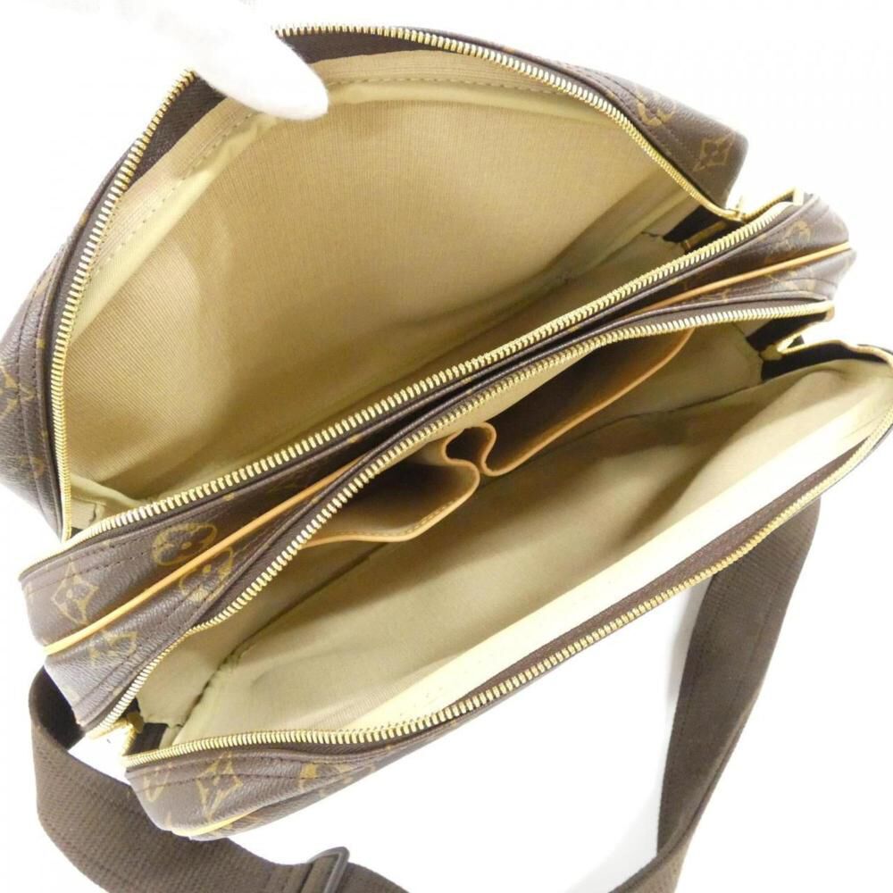 Louis Vuitton Reporter