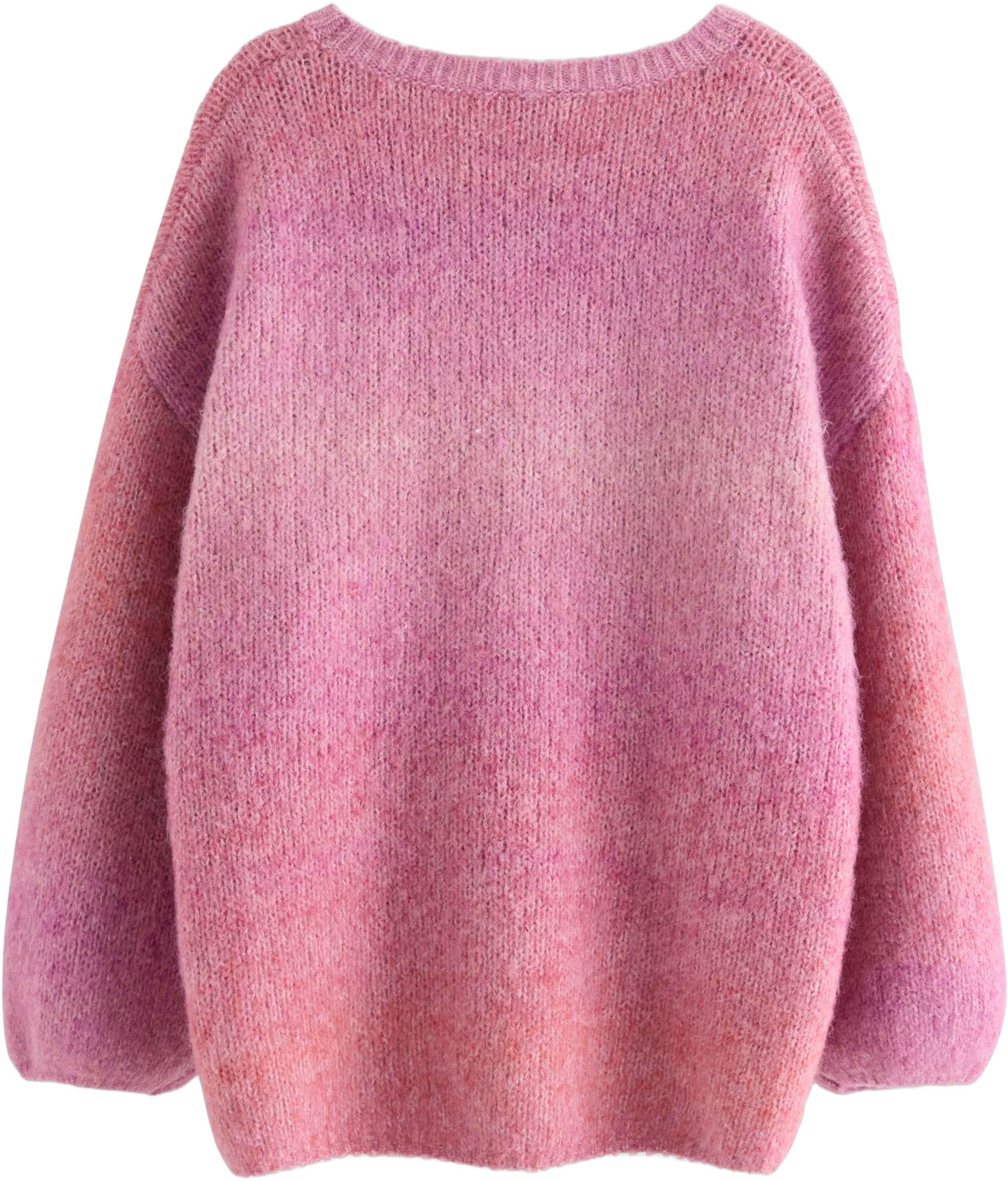 Soft knitted jumper with an oversiz