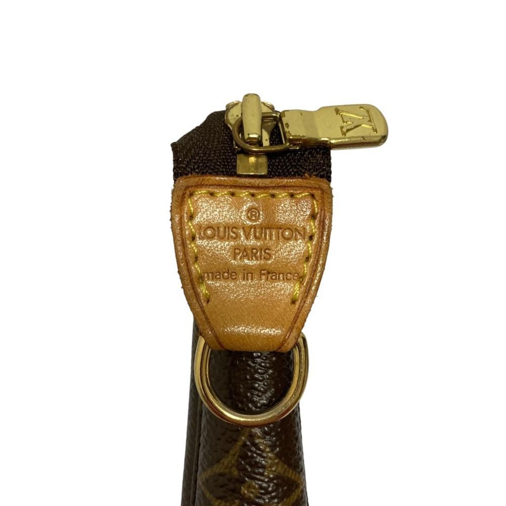 Louis Vuitton Pouch