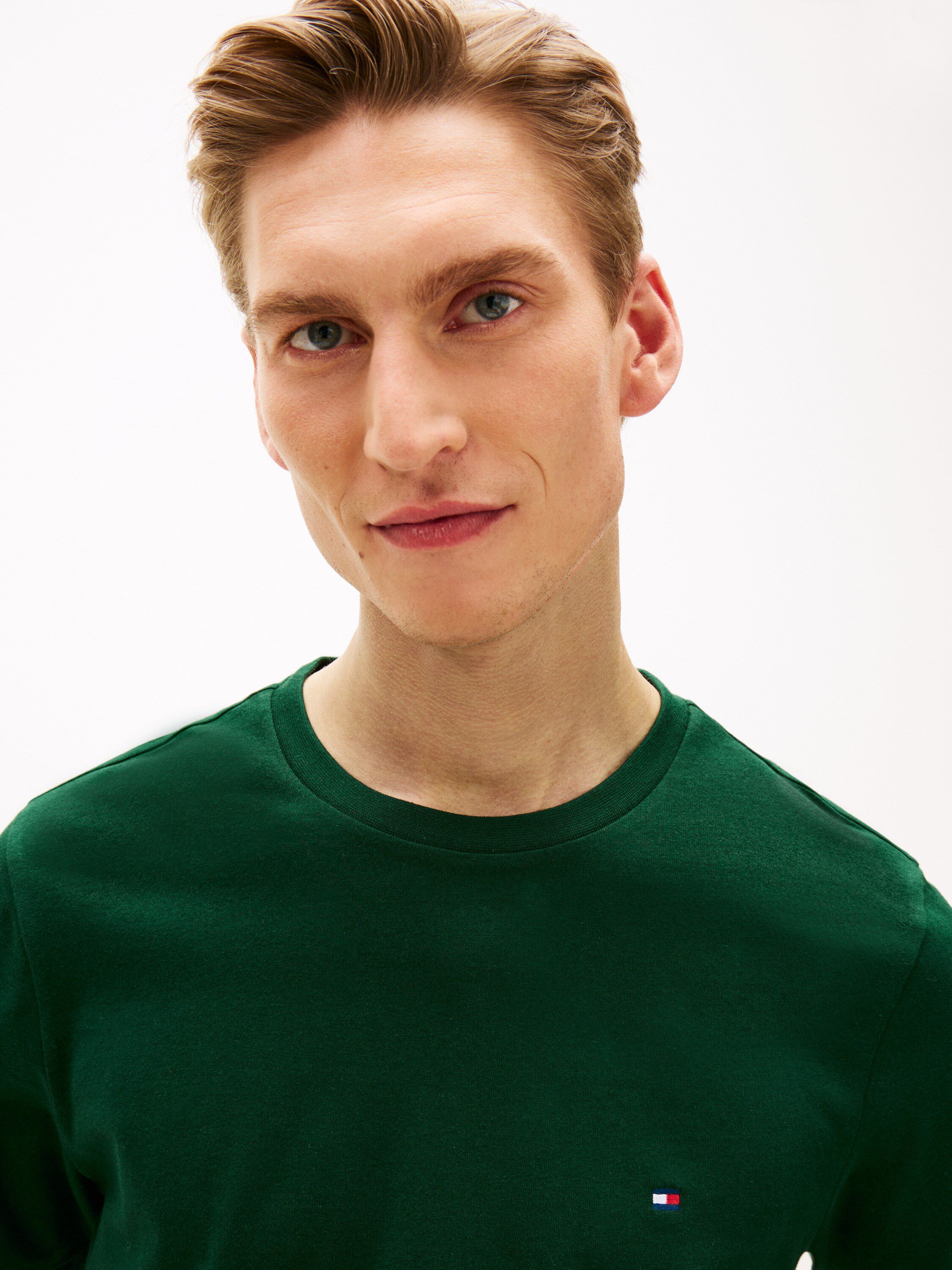 ESS SEASONAL REG FIT SOLID TEE