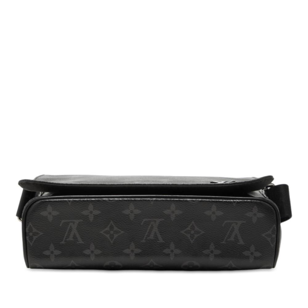 Louis Vuitton District