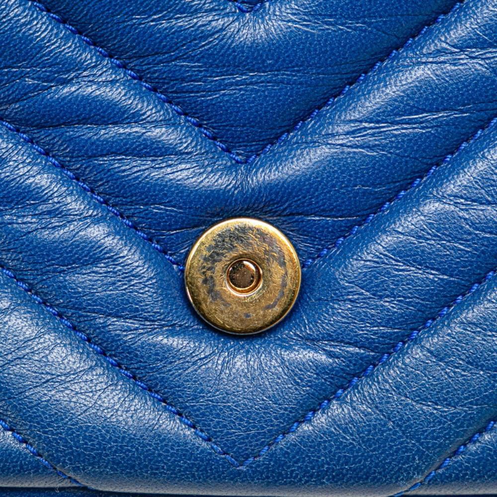 Yves Saint Laurent Shoulder Bag