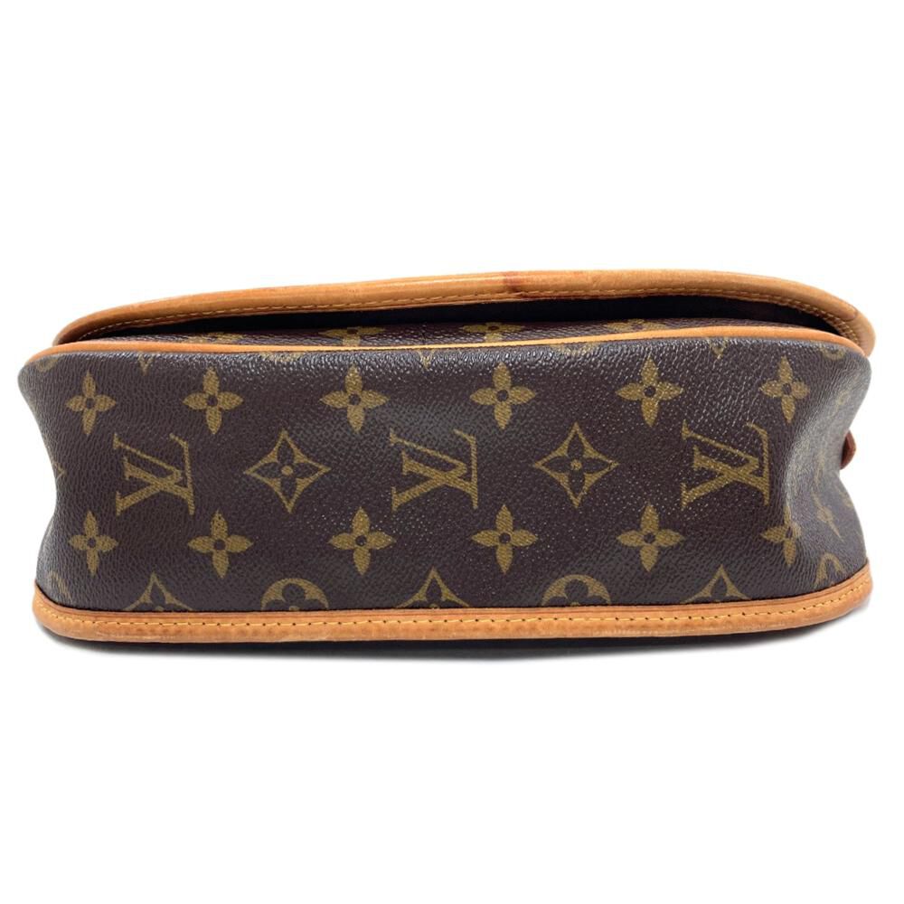 Louis Vuitton Menilmontant