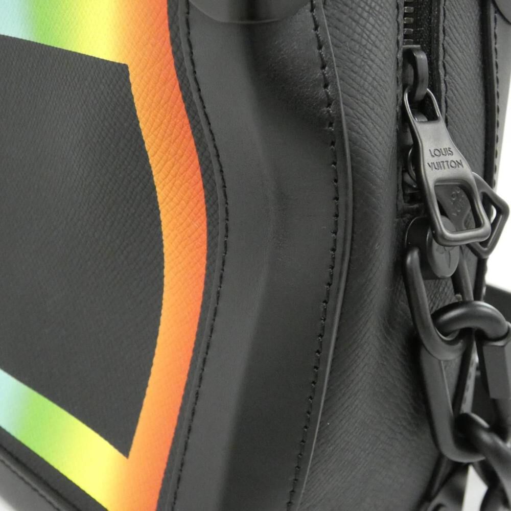 Louis Vuitton Shoulder Bags