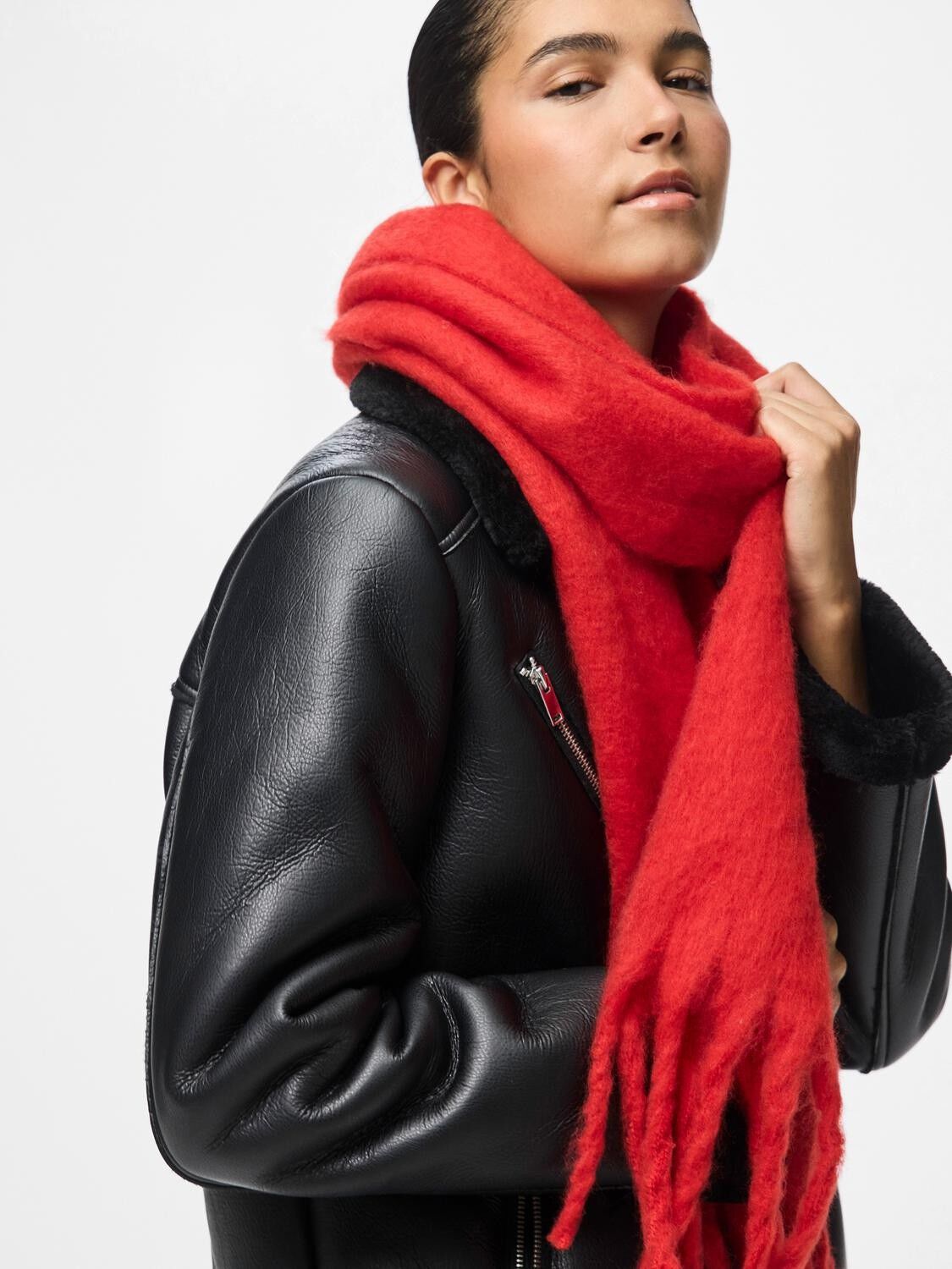 PCBEA NARROW LONG SCARF NOOS BC