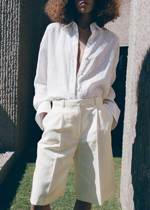 Straight linen Bermuda shorts