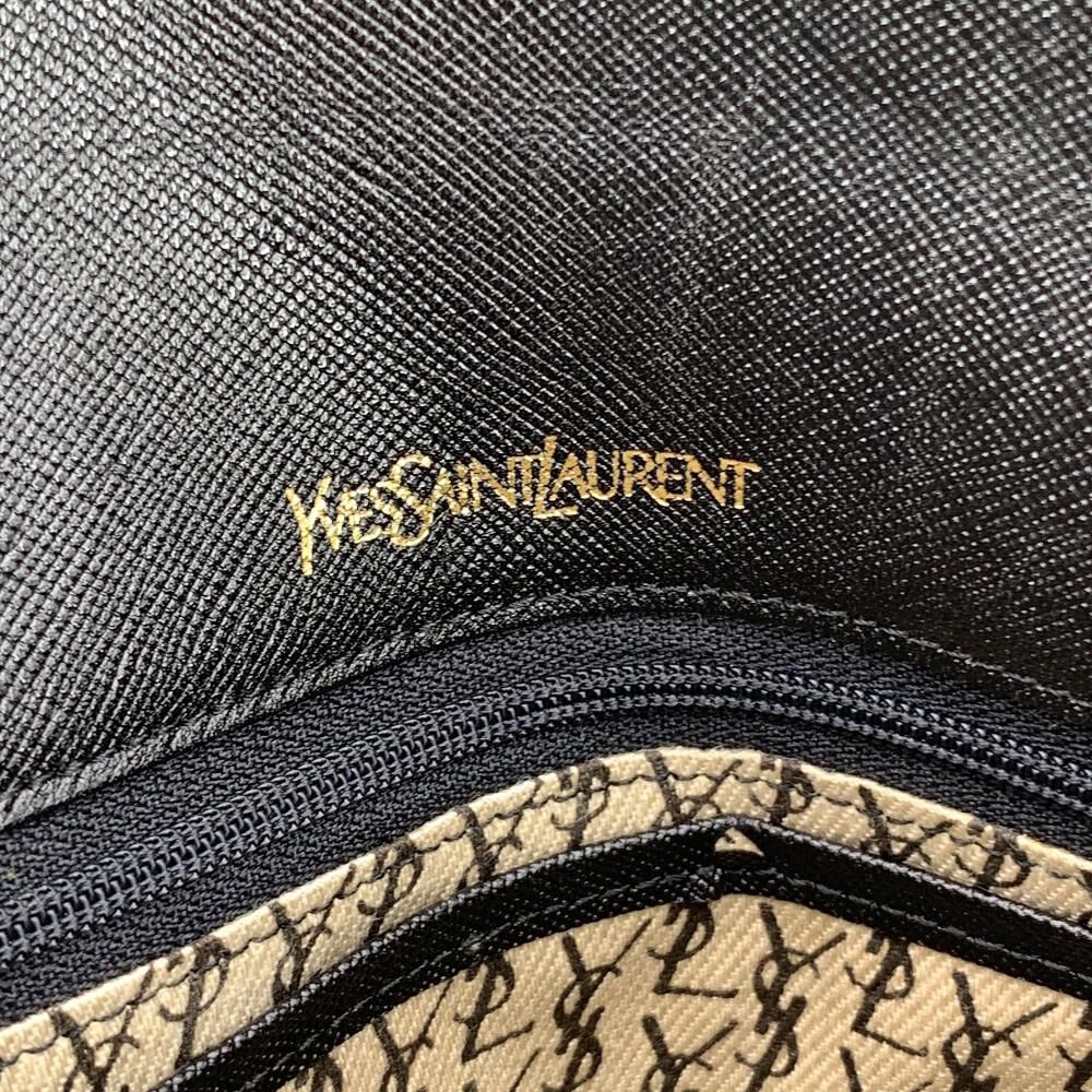 Yves Saint Laurent Shoulder Bag