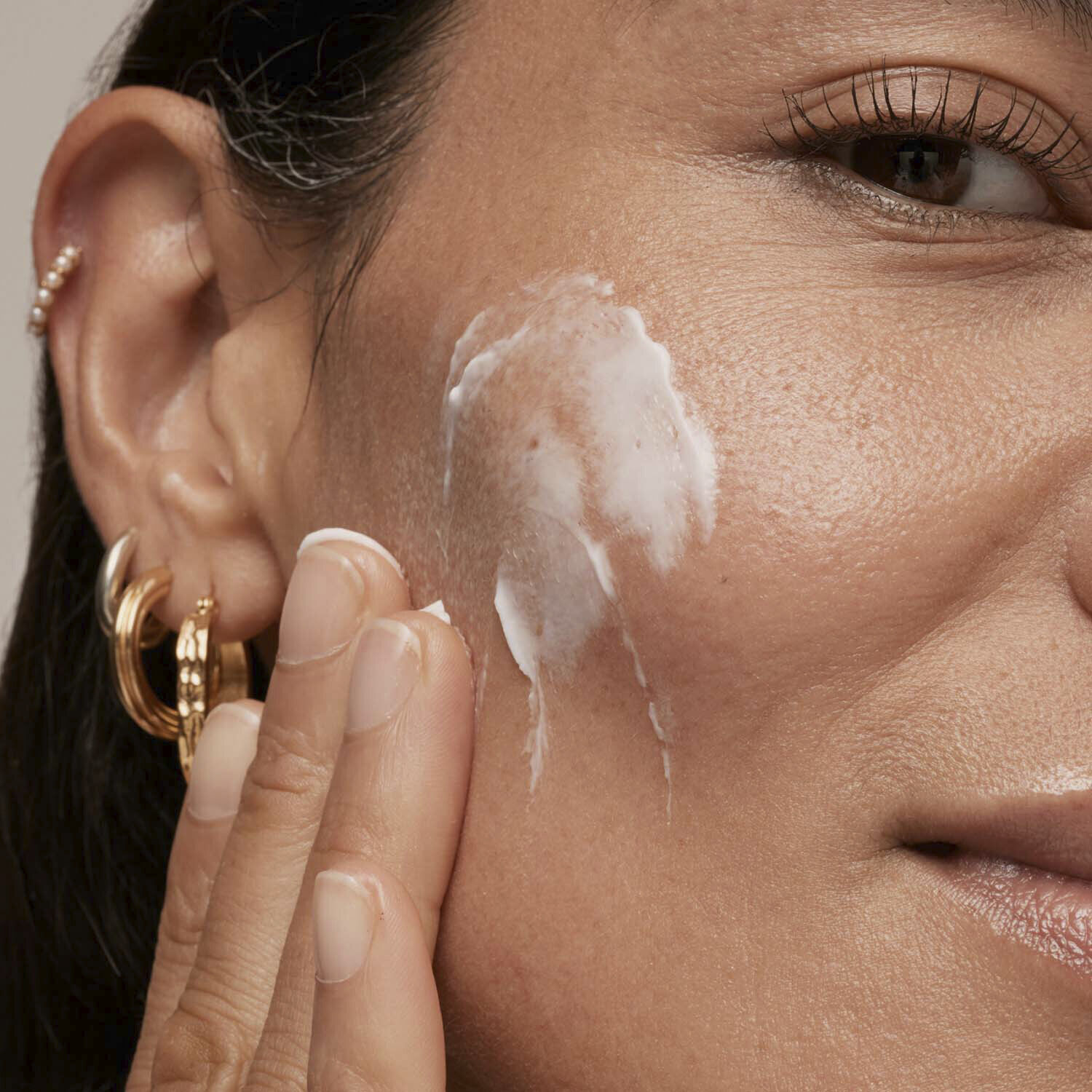 Bio-Active Ceramide Repairing and Plumping Moisturizer